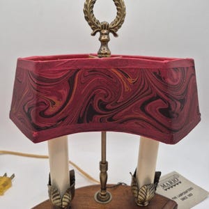Vintage Mario Lampcrafters Bouillotte Brass And Wood Table Lamp 2 Candle Lights image 3