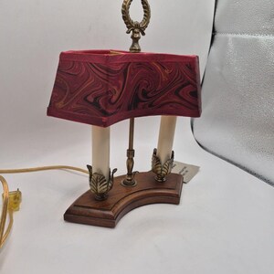 Vintage Mario Lampcrafters Bouillotte Brass And Wood Table Lamp 2 Candle Lights image 5