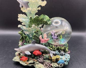 Globo de Neve Vintage Sankyo Golfinho dos Anos 90: Movimento, Música, Tesouros Clássicos de Colecionador