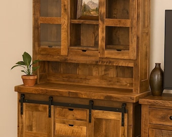 Armario de madera recuperada con puerta de granero: armario de almacenamiento/armario de 152 cm, hecho a mano, con puertas de cristal.