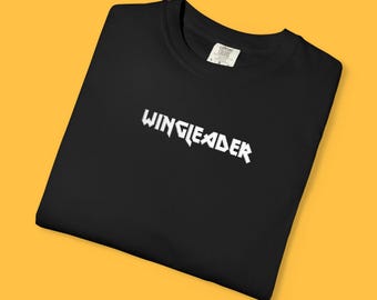 Camiseta Wingleader, Camiseta Jinete de Dragón, Camiseta inspirada en la fantasía, Camiseta para amantes de los libros, Camiseta minimalista bordada, Regalo para lectores, Camiseta para amantes de la fantasía