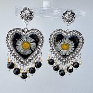 Real Daisy Flower Heart Earrings | Black Resin Dangle Earrings | Handmade Boho Statement Jewelry
