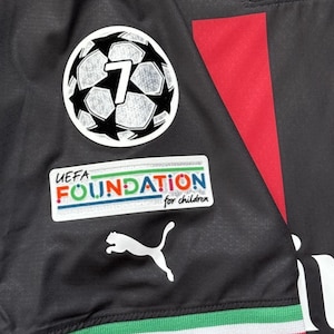 Zlatan Ibrahimovic AC Milan 2022/23 Jersey – Retro Football Shirt (Printed Signature) image 2