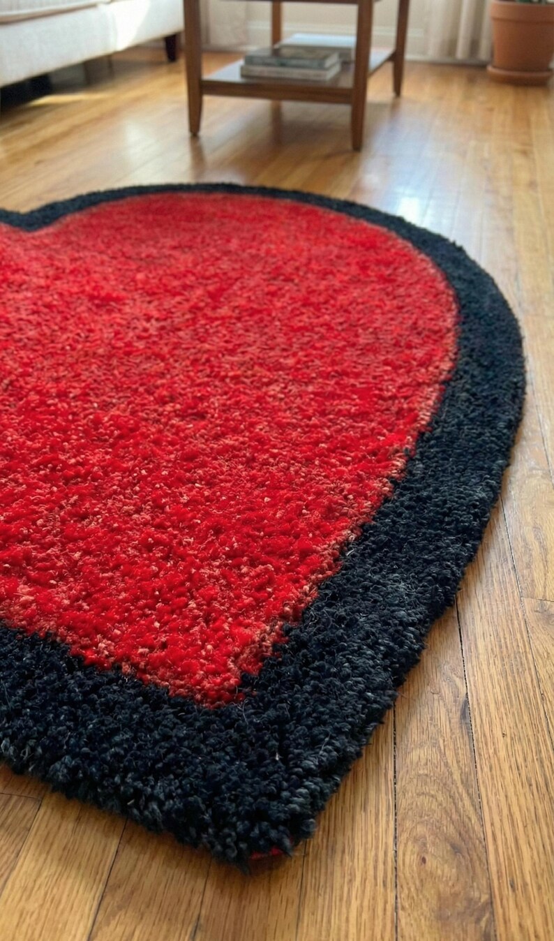Luxury Hand Tufted Heart Shaped Rug Handmade Wool Love Rug Romantic ...