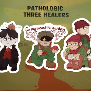 Op de afbeelding: Drie stickers met de Pathologic Three Healers. Eén personage draagt een zwarte jas en rood vest met een ui op het hoofd. Een ander knielt in groene kleding met een mes en rood orgaan met de tekst for my beautiful garden. De derde toont twee figuren met rode mutsen en groene mantels.