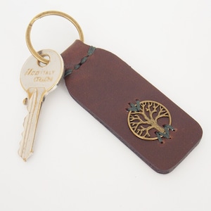 PERSONALIZED Tree Of Life Keychain, Celtic Tree Keychain, Nordic Key-Chain, 3rd Anniversary Men's Leather Keychain image 2