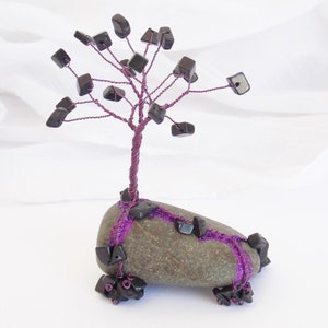 May Birthstone Wire Tree, Agate Wire Tree Sculpture, Metal Tree Sculpture, Bonsai Wire Tree, Mini Tree Home Decor, Wire Wrap Tree Sculpture