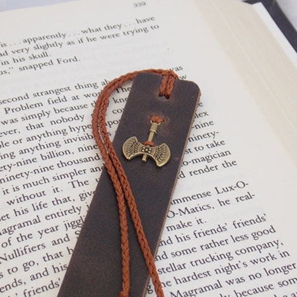 Battle Axe Bookmark, Labrys Leather Bookmark, Double-Headed Axe Bookmark, Minoan Axe Bookmark, Ancient Greek Bookmark, 3rd Anniversary Gift