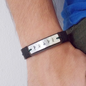 Leren runenarmband, Viking-armband voor heren, Noorse armbandmanchet, Noordse runenarmband, runenleren armband, Keltische armbandmanchet
