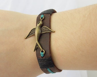 Pulsera de golondrina personalizada, pulsera de cuero de golondrina, brazalete de mensaje secreto, pulsera de pájaro de golondrina, joyería de naturaleza de pájaro, regalo de observador de aves