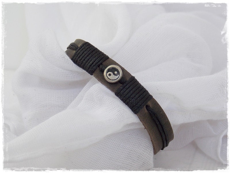 Upper Arm Bracelet Yin Yang Armaband Elven LARP Leather Armlet Leather Arm - Picture 4 of 11