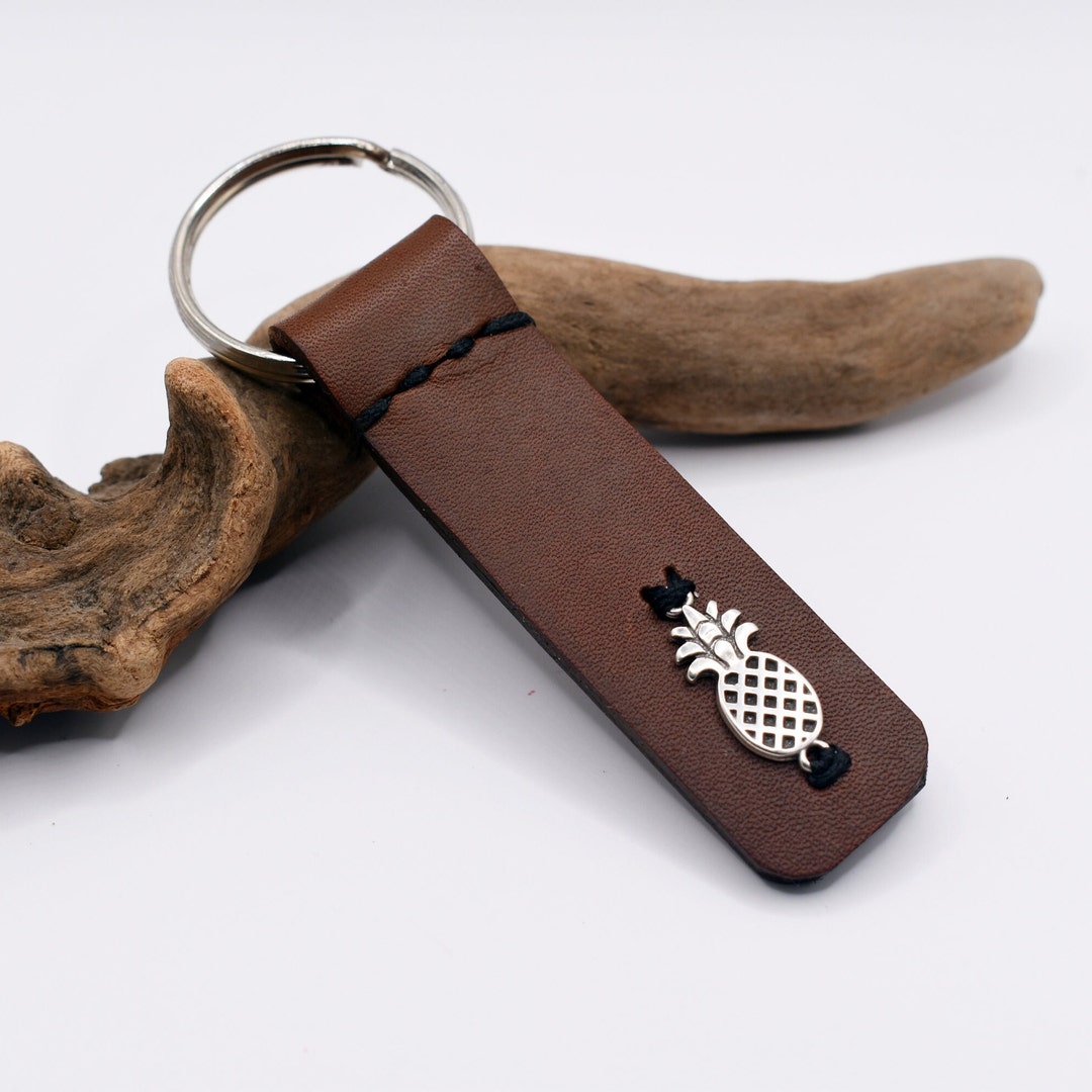 PERSONALIZED Leather Pineapple Keychain – Engraved Tropical Swinger ...