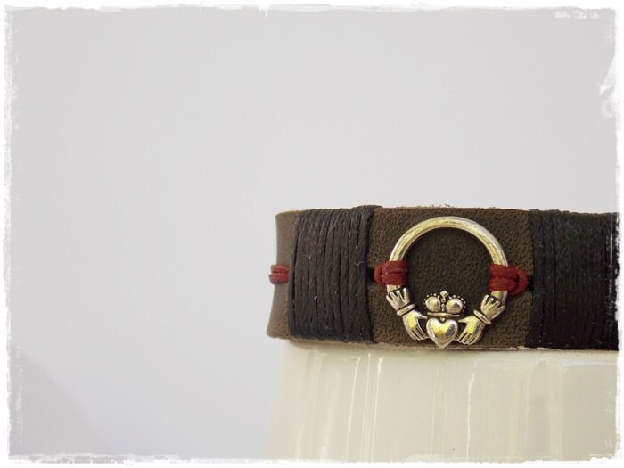 Claddagh Bracelet Men's Leather Bracelet Love Loyalty Friendship Bracelet Irish - Picture 4 of 16