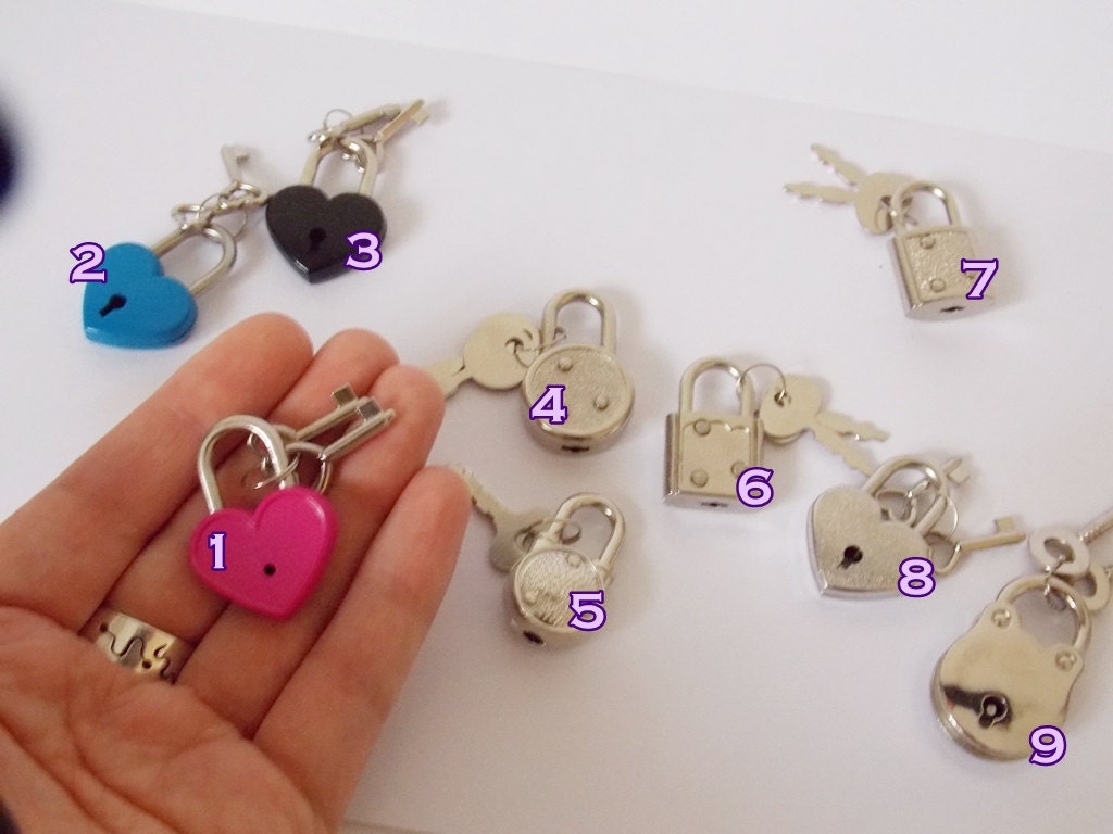 Leather Lockable Collar Padlock Leather Collar Black Leather Choker BDSM Leather - Picture 3 of 15