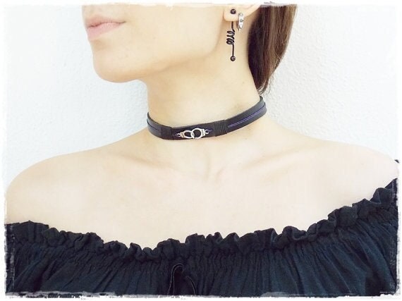 Gargantilla de cuero negra con cuello de cuero esposas BDSM gargantilla gótica - Imagen 2 de 16