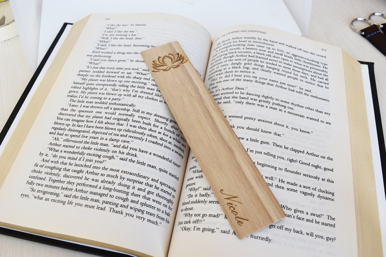 Lotus Flower PERSONALIZED Bookmark Yoga Engraved Wooden Bookmark Yoga Teacher - Bild 3 von 9