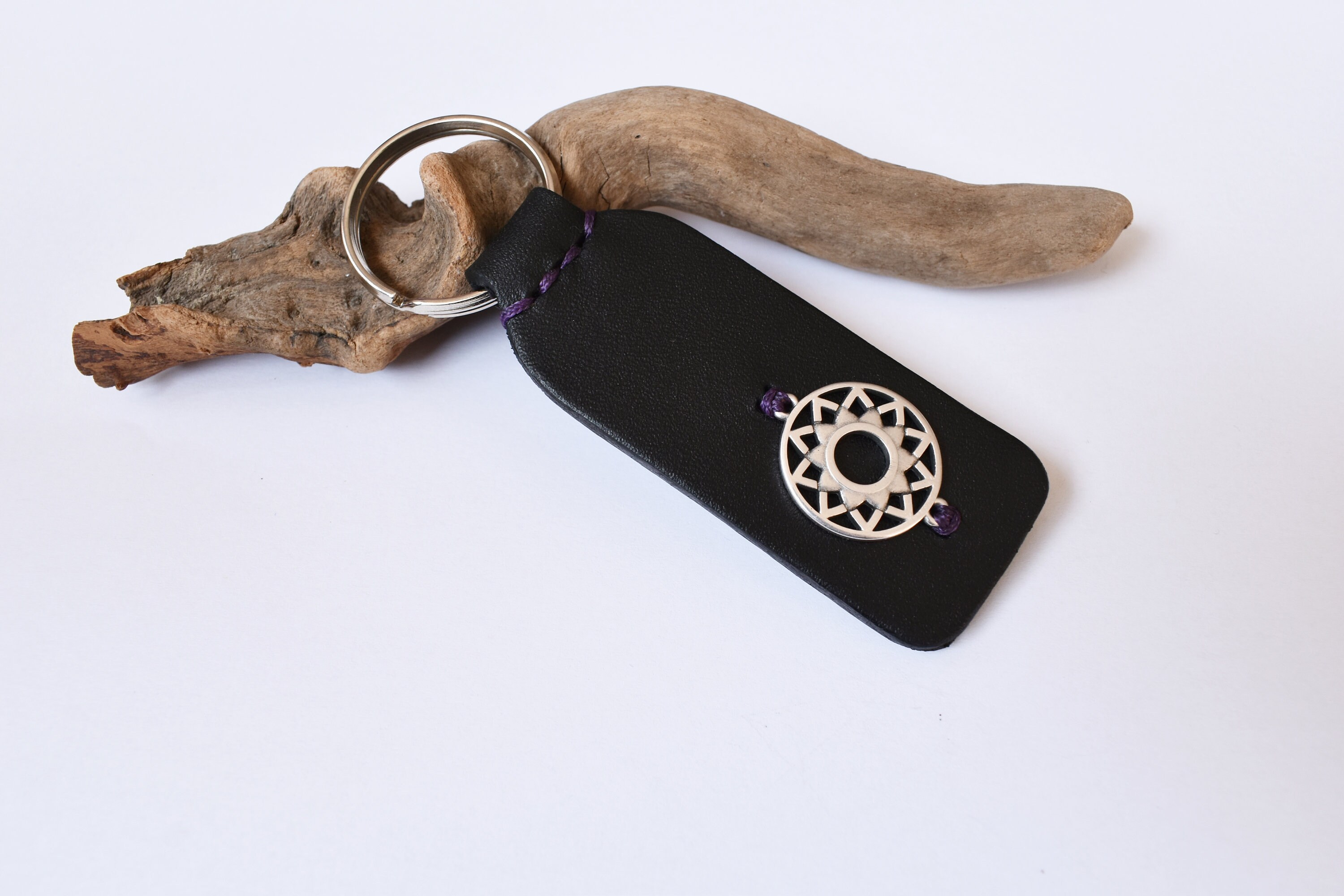 Schlüsselanhänger Kronenchakra graviert Leder Neu Fahrer Geschenk Yoga Lehrer - Bild 4 von 17