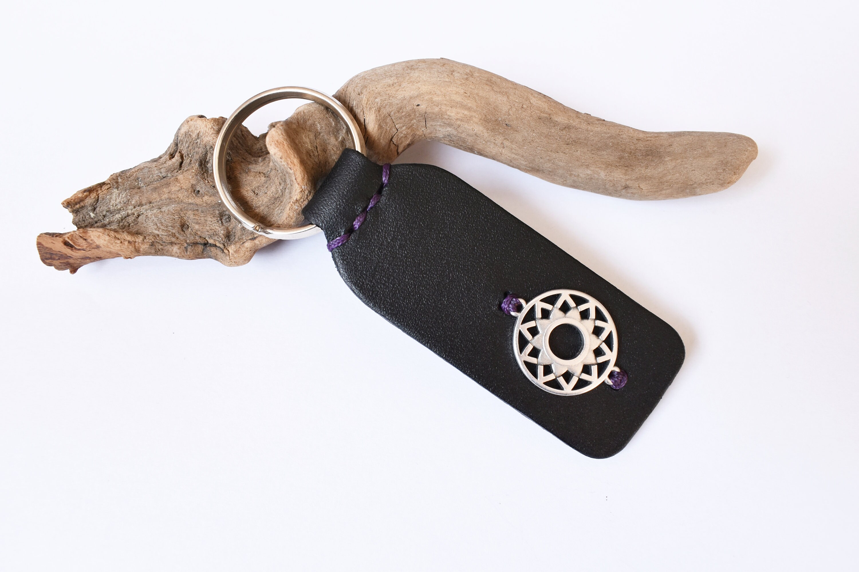 Schlüsselanhänger Kronenchakra graviert Leder Neu Fahrer Geschenk Yoga Lehrer - Bild 3 von 17