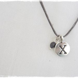 Collar de monograma, collar inicial, collar de piedra de nacimiento inicial, collar personalizado, colgante de monograma delicado, collar de dama de honor