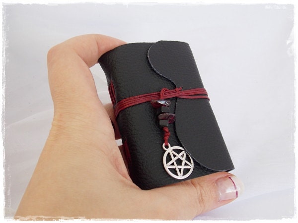 Pentacle Leather Journal Pocket Leather Notebook Pentagram Journal Black Leather - Imagen 4 de 8