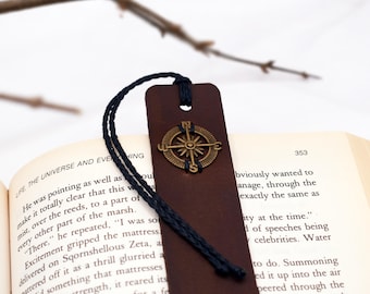 Segnalibro bussola in pelle PERSONALIZZATO, regalo da viaggiatore con incisione nautica