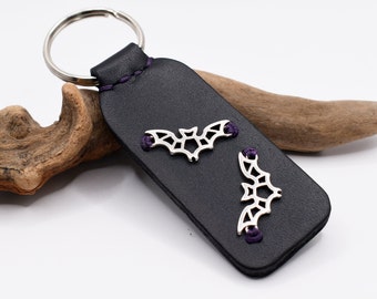 PERSONALIZED Bat Keychain, Custom Engraved Leather Keychain, Spooky Leather Keyring, 3rd Anniversary Halloween Keychain