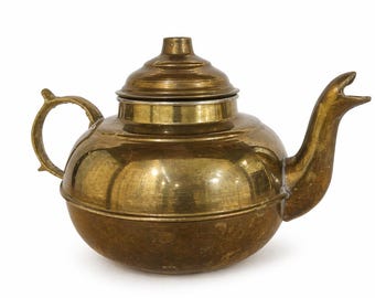 Vintage Brass Teapot (Possible) – Lightweight Metal – Handmade Classic Design