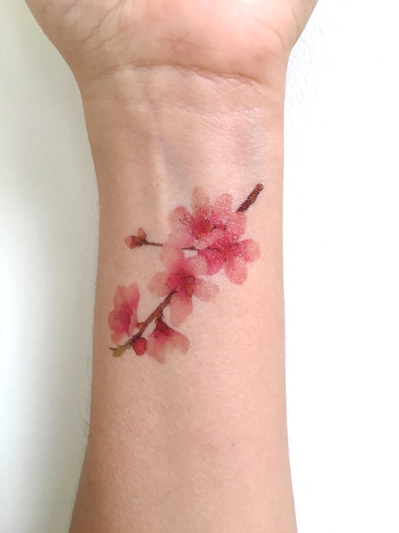 5 Delicate Floral Temporary Tattoos. Fresh Spring Bouquet - Etsy