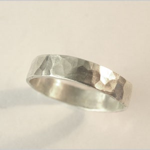 Anillo de banda anillo de plata de ley 925 para hombres joyería de hombre martillado regalo de cumpleaños para él anillo de boda anillo de mujer imagen 1