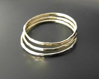 Anillos apilables de joyería de oro extra delicados, juego de 3 anillos mini midi de plata esterlina, anillo apilable martillado, anillos preapilados, anillos para mujer, regalos para nudillos