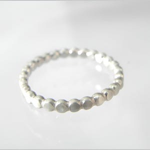 Stapelring, 925 sterling zilver, vergulde stippen, ontwerp voor de knokkel, solitaire ring voor dames, uniek verjaardagscadeau voor haar - Artikelnr. 116