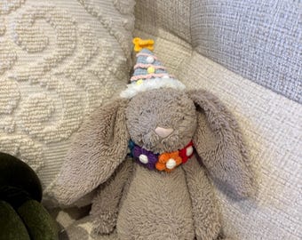 Zestaw ubranek dla pluszowych zwierząt Jellycat (średni 26 cm / duży 36 / ogromny 42 / naprawdę duży 56) Szalik i czapka | Szydełkowe ubranka dla pluszaków