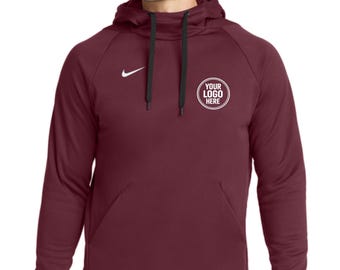 Gepersonaliseerde Nike hoodie – Therma-FIT truifleece met borduursels