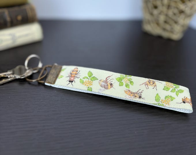 Bees and spiraea key fob / Bee lover key wristlet holder / Green and yellow floral key chain