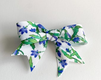 Lobelia hair bow / Blue floral hair clip / Blue flower hair bow