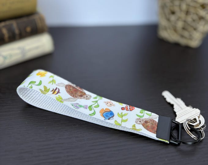 Maui marine life key fob / Sea turtle lover key wristlet holder / Green and yellow fish key chain