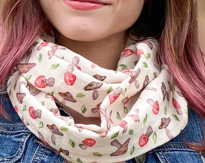 Bamboo gauze Mushroom exclusive print infinity scarf, soft and comfortable beige and red circle scarf, original loop scarf