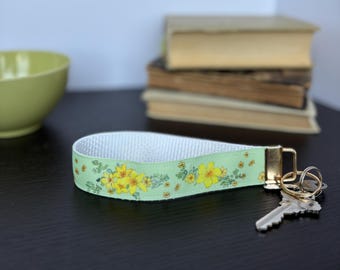 Lime cream dasiphora key fob / Green and yellow floral key wristlet holder / Yellow flower key chain