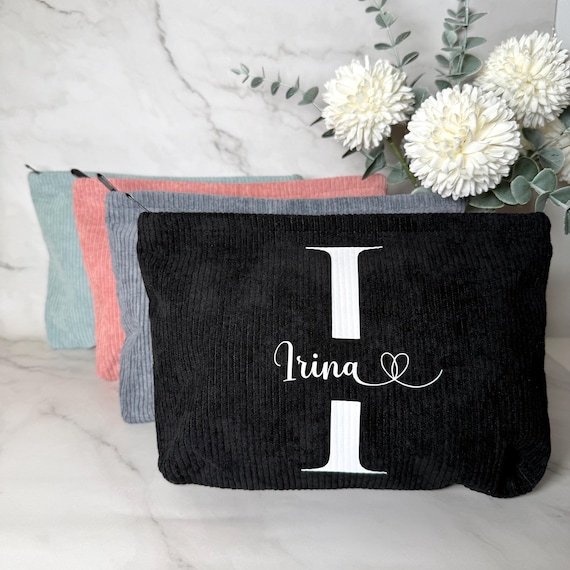 Personalized corduroy cosmetic bag with initial & name – monogrammed makeup bag – gift for her by AllerleiPlottereiByS