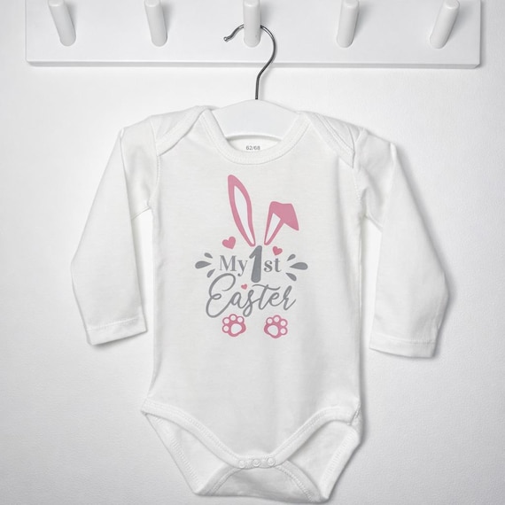 Baby bodysuit "My 1st Easter" – Easter bodysuit for babies – First Easter – Easter baby gift – Easter outfit for babies – Long-sleeved baby bodysuit by AllerleiPlottereiByS