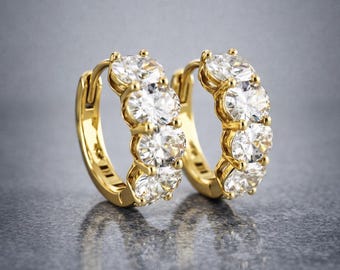 Pendientes de aro de moissanita de talla redonda en oro amarillo de 14 quilates, pendientes de racimo de diamantes, aros minimalistas para el día a día, regalo de lujo para ella.