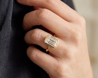 Anillo de compromiso solitario de oro amarillo con moissanita talla esmeralda de 3 quilates, regalo de lujo, regalo para el Día del Padre.