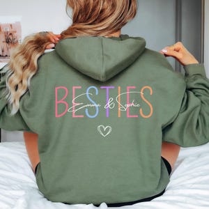 Personalisierter Besties Hoodie, Beste Freundin Geschenk, Partnerlook Shirts, Geburtstag Geschenkidee Bestie, Weihnachtsgeschenk Freundin
