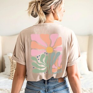 Boho Shirt Damen, Boho Blumen Shirt, Florales Tshirt für Damen, Boho Tshirt, Sommer Shirt, Boho T-Shirt für Damen Freundin Schwester Blumen Sand
