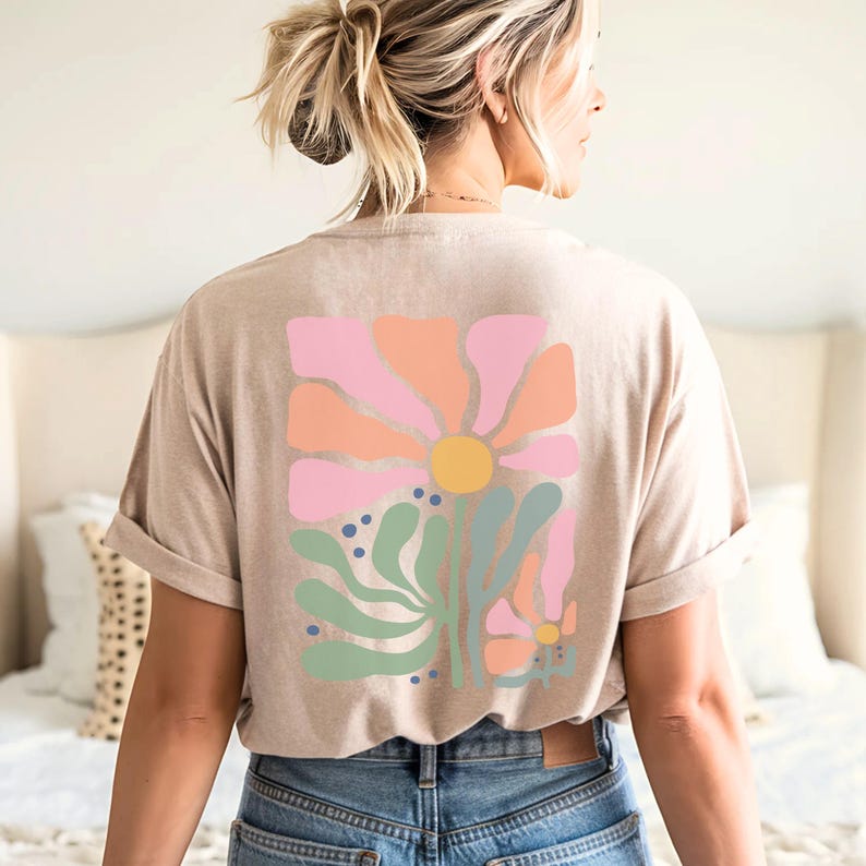 Boho Shirt Damen, Boho Blumen Shirt, Florales Tshirt für Damen, Boho Tshirt, Sommer Shirt, Boho T-Shirt für Damen Freundin Schwester Blumen Sand