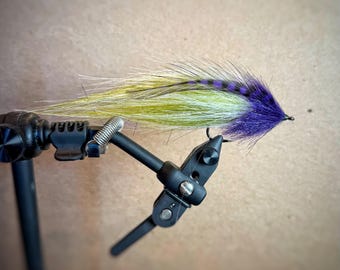 Bulky Baitfish Streamer: (Bass and Pike)