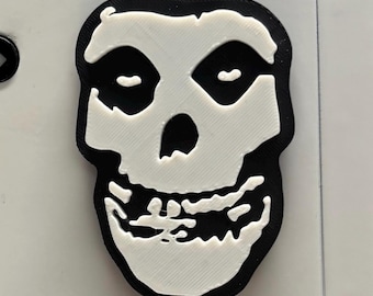 Misfits Skull Black & White Magnet – Horror Punk Fridge Magnet, Gothic Decor, Music Fan Gift