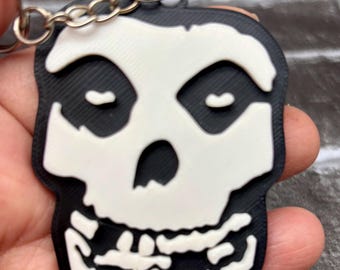 Misfits Skull Keychain – Horror Punk, Gothic Skull Keychain, Punk Rock Accessories