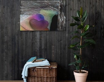 Beautiful Graphic Art Heart on Canvas