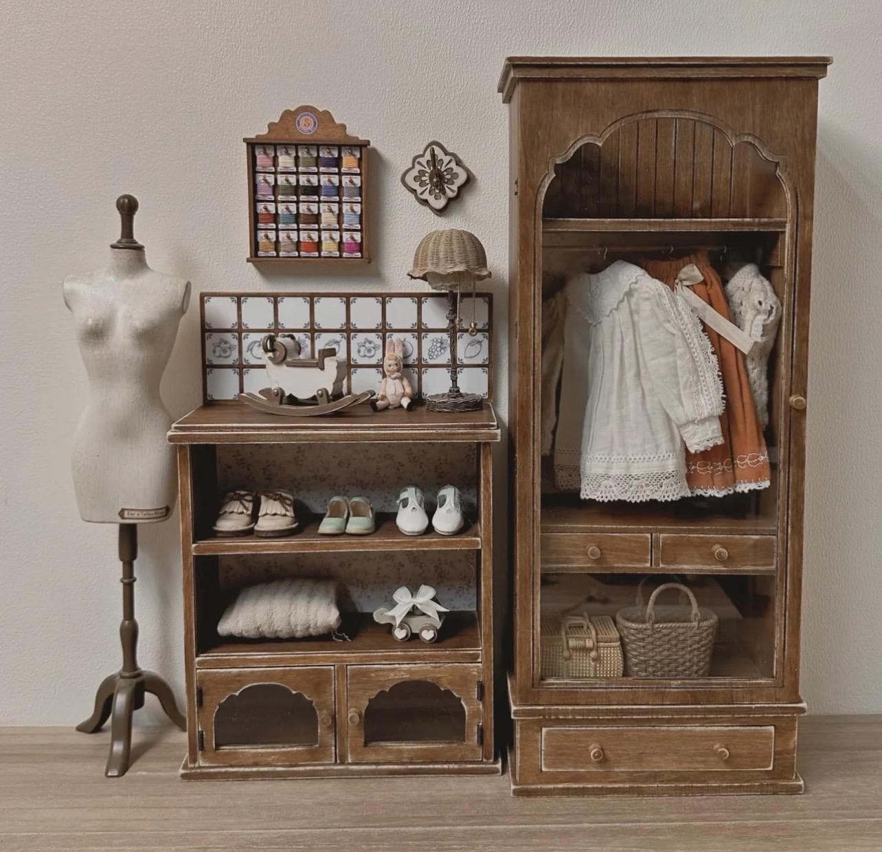 Antique dollhouse - Etsy 日本